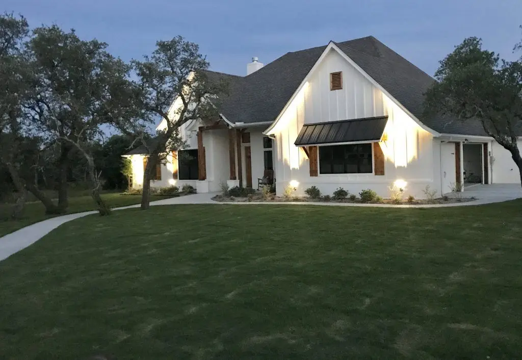 Cost To Paint A Brick Exterior House in Dallas-Fort Worth?