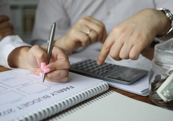 Budgeting for Kitchen Cabinet Painting